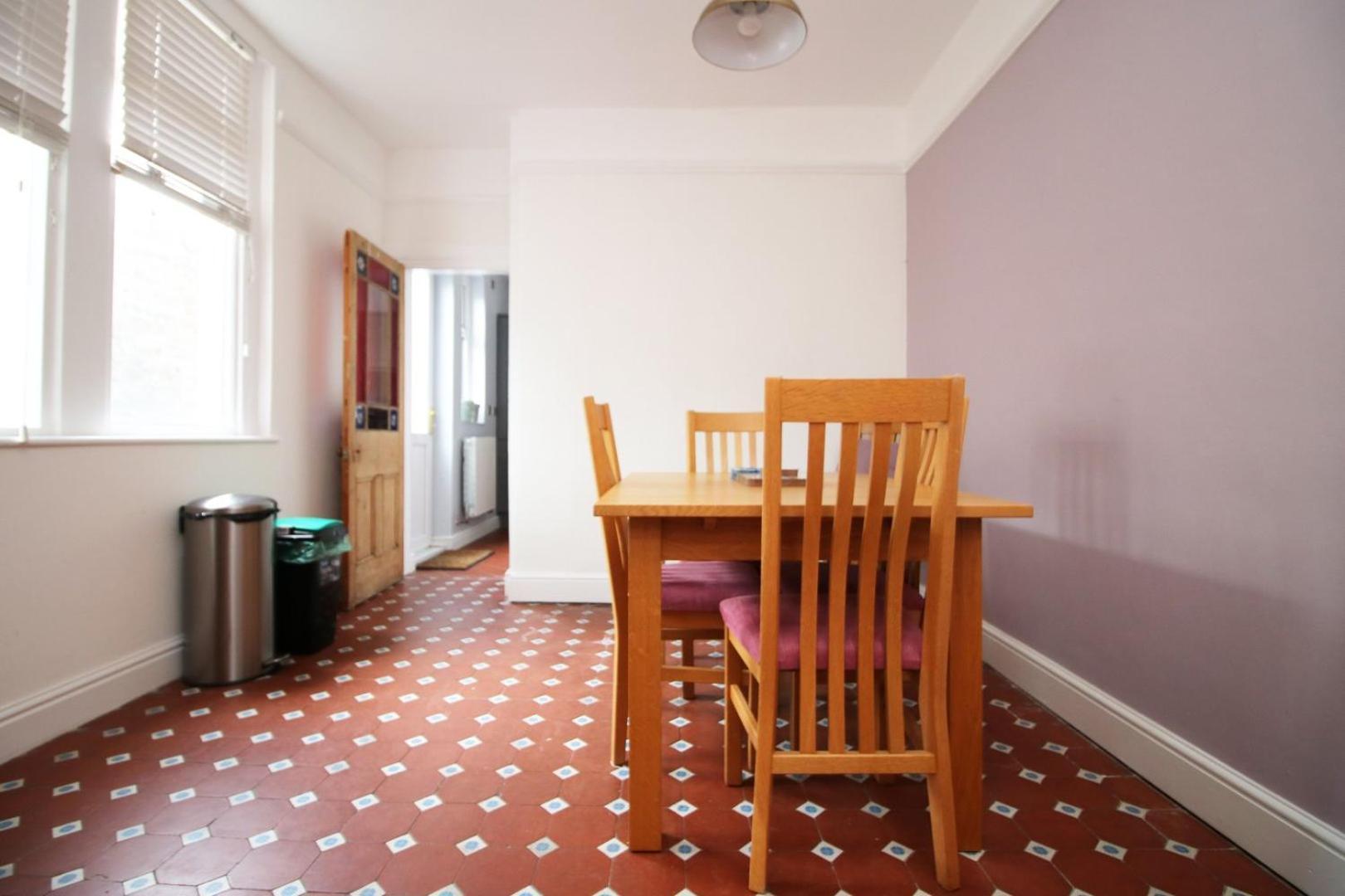 Quiet And Spacious 3 Bedroom Кардіфф Екстер'єр фото